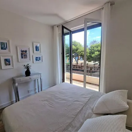 The Chic Liberation Apartmán *